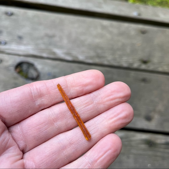 Zincite Crystal Wand - Picture 4 of 7